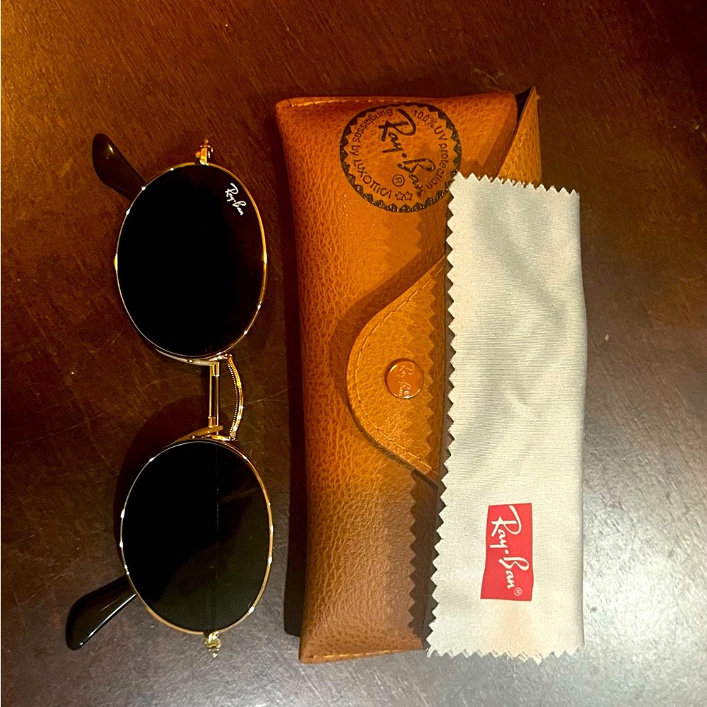 Aviator tortoise with gold. Never worn.